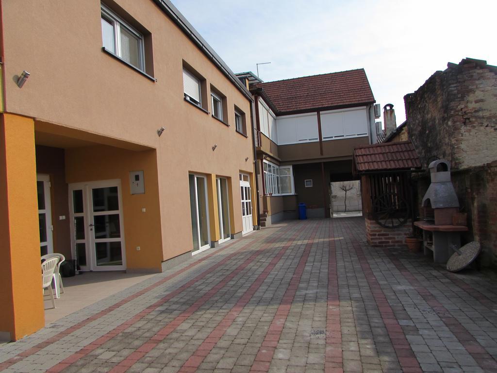 Rooms Vendi Daruvar Exterior photo